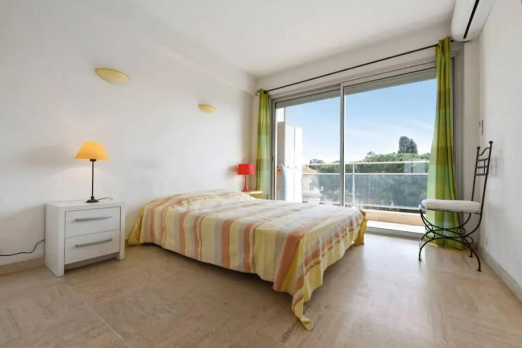 Appartement Spacieux Avec Vue Mer Proche Du Centre 0*, Cannes